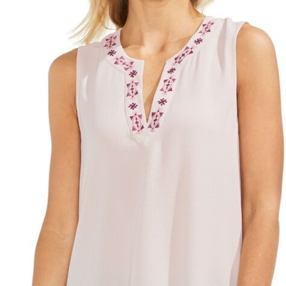 Vince Camuto Embroidered Blouse XXS NWT - Picture 1 of 7